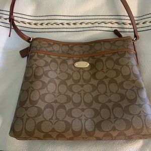 Medium Coach crossbody purse